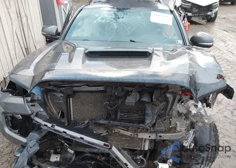 2016 Toyota Tacoma Trd Sport from USA, damaged, VIN 5TFDZ5BN8GX004926